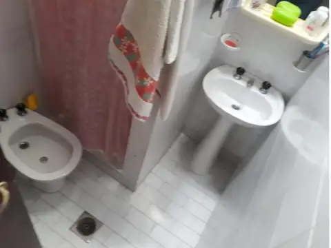 Depto Tipo Casa en Venta 40 años