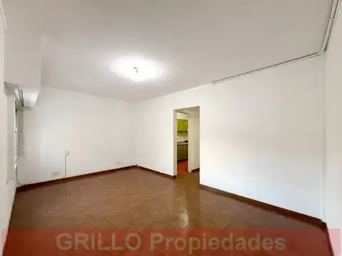 Reconquista 2900, Piso 2