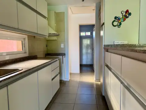 Casa en Venta en Villa Rosa, USD 130.000
