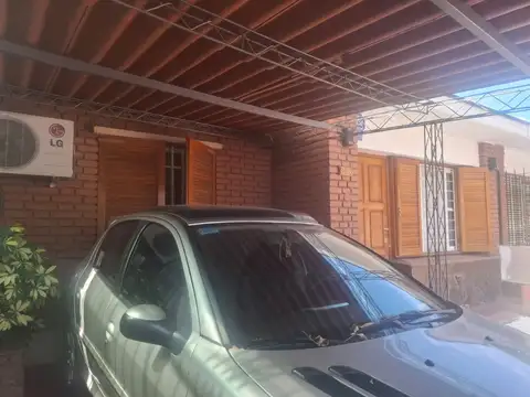 Julio A. Lemos 3400