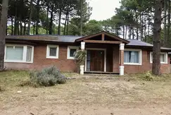 De las Martinetas . Entre Av. Enrique Shaw y Submarino peral, Pinamar