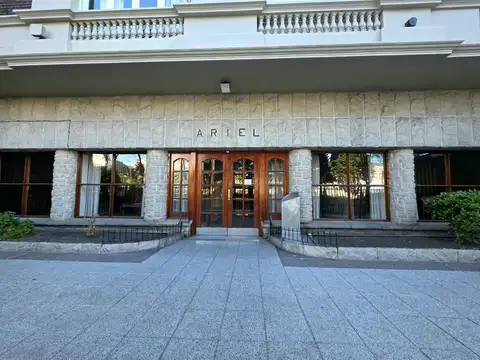 Venta Departamento 3 Ambientes Edificio Ariel Frente Plaza Colón – Mar del Plata