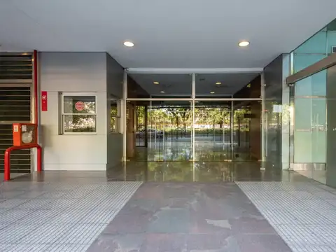 Av. Carlos Pellegrini 600, Piso Planta Baja