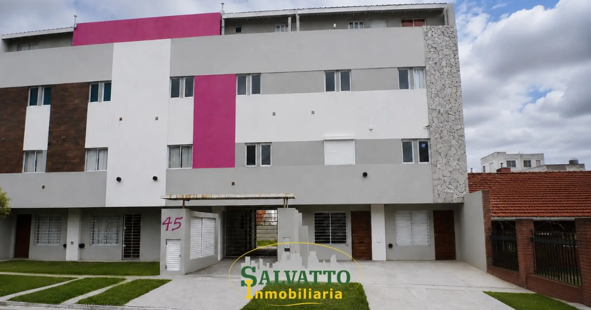 Departamento 1 ambiente con terraza propia y vista al mar en Punta Mogotes