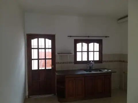 Casa - Venta - Argentina, La Matanza - J CRUZ VARELA  4188