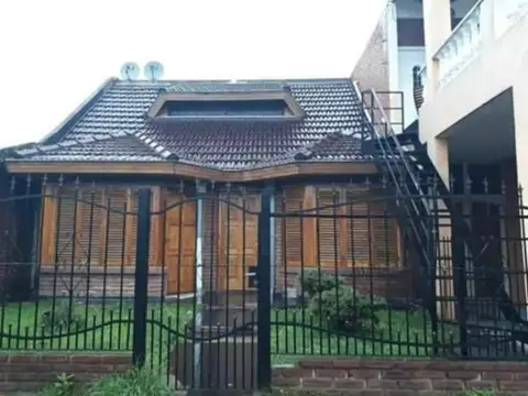 Casa - Venta - Argentina, La Matanza - J CRUZ VARELA  4188