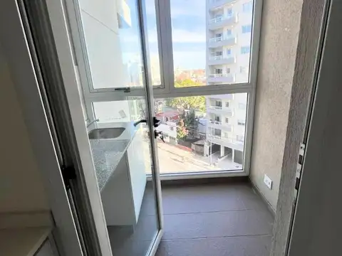 Departamento en Alquiler en Remedios de Escalada, $ 1.300.000