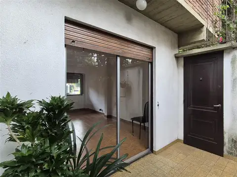 Casa 3 amb tipo duplex en venta, c/ patio y terraza.   B. Parque  -  V. Martelli