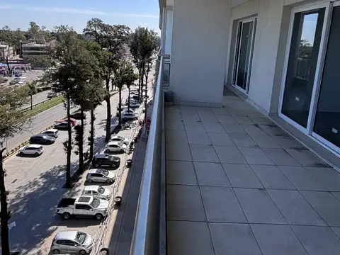 Av. Mariano Castex 1500