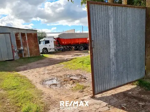 VENTA. LOTE DE 300 m2 con Galpón. EN CNEL.DORREGO