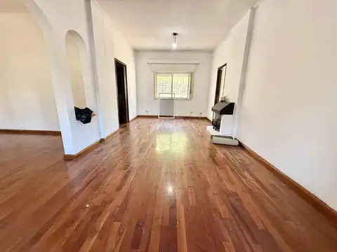 Casa en Venta en Castelar Norte, USD 125.000