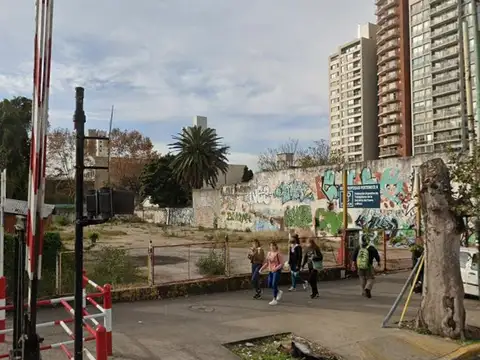 Terreno en Alquiler 46  mts Fondo
