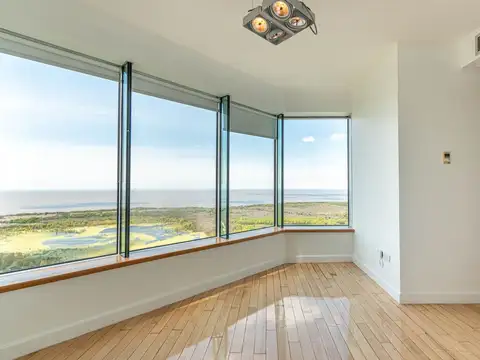 VENTA DEPTO.  DÚPLEX  4 AMB 2 COCHERAS PTO. MADERO