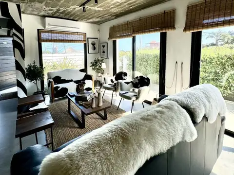 Casa en Alquiler Temporal en La Barra, USD 34.500