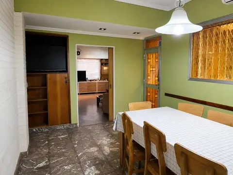 Casa en Venta en Mataderos, USD 180.000