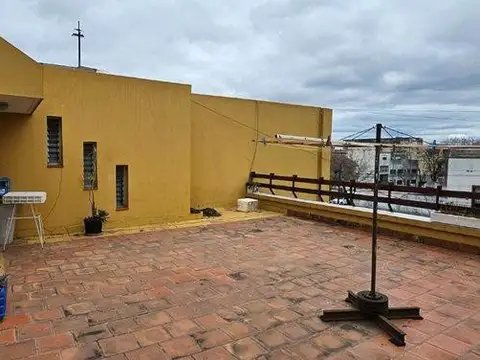 Monte  al 7070, Mataderos, CABA