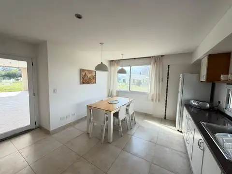 Casa en Alquiler de 3 dormitorios