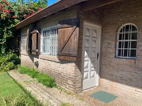 Chalet en Venta de 3 ambientes con Parque - Don Torcuato