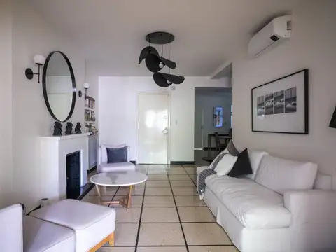 Ugarteche 3300, Piso 1