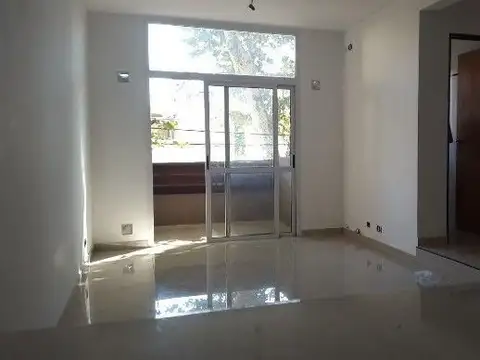 Depto Tipo Casa 3 ambientes con 3 baños