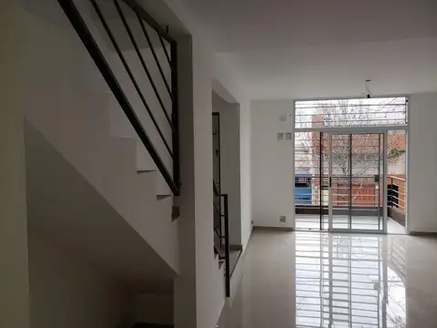 Depto Tipo Casa en Alquiler en Villa Urquiza, $ 1.300.000