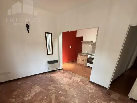 Depto Tipo Casa en Venta 40 años