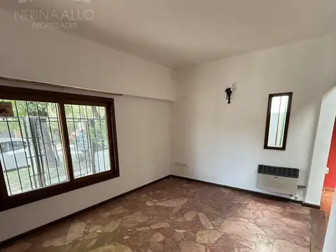Depto Tipo Casa 4 ambientes con 1 baño