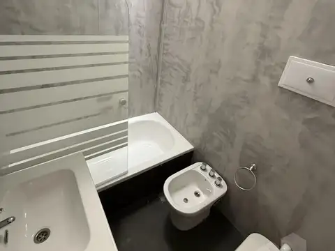 VENTA PH 4 AMBIENTES CON COCHERA ITUZAINGÓ NORTE
