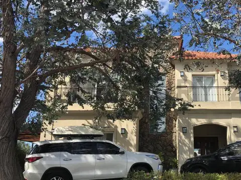 ALQUILER CASA EN BARRIO SAN MARCO - VILLANUEVA