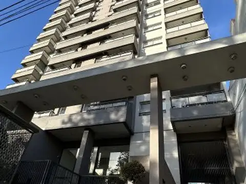 Departamento 2 Ambientes con Cochera frente a estacion de Banfield – Vergara 1543