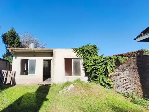 Casa en Venta en Los Pinares, USD 65.000