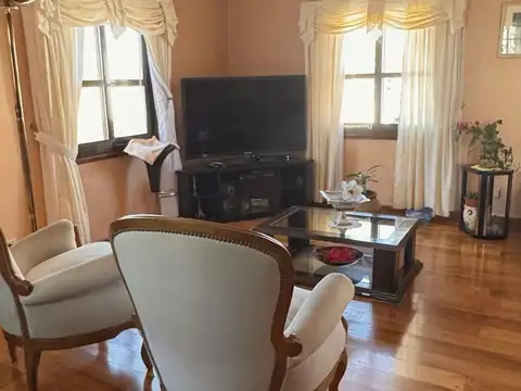 Departamento en Venta de 5 dormitorios