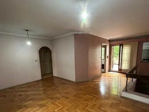 Depto Tipo Casa en Venta al Este