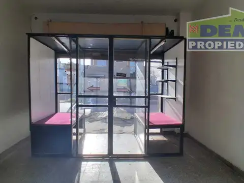 Local en Alquiler en Grand Bourg, $ 600.000