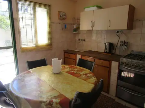 Depto Tipo Casa en Venta 50 años