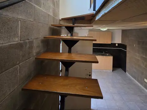 Depto Tipo Casa en Alquiler de 2 dormitorios