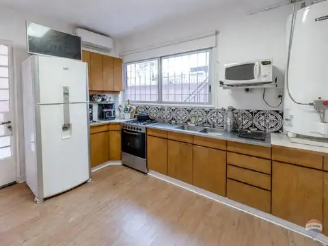 Depto Tipo Casa en Venta con 1 cocheras