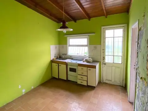 Casa 3 ambientes con 1 baño