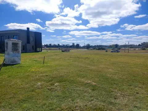 Terreno en Venta 50  mts Fondo