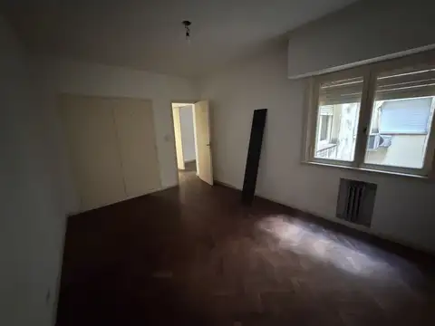 Departamento en Alquiler en Monserrat, $ 500.000