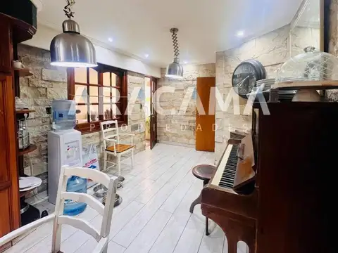 Casa en Venta en Monte Grande, USD 250.000