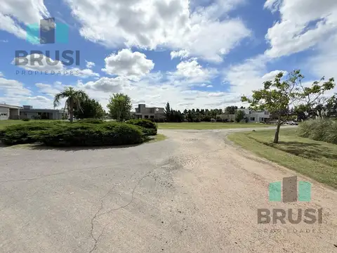 Vendo Lote en Fincas del Alba  -ESQUINA 1235mts2-Apto Credito, Canning