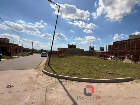 Terreno en Venta en Barrio Rincones de Manantiales, USD 58.900