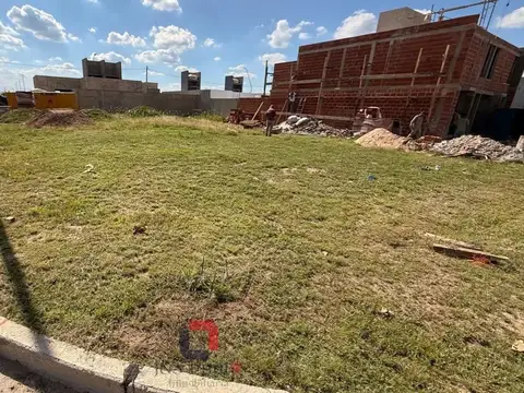 Terreno en Venta en Barrio Rincones de Manantiales, USD 59.000