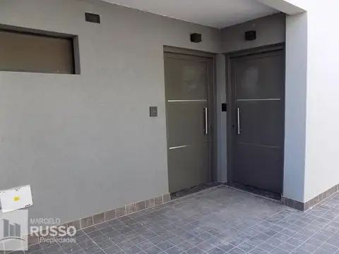 Departamento en Alquiler en Villa Santos Tesei, $ 630.000