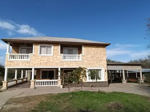 Espectacular casa en venta- carpintería, san luis