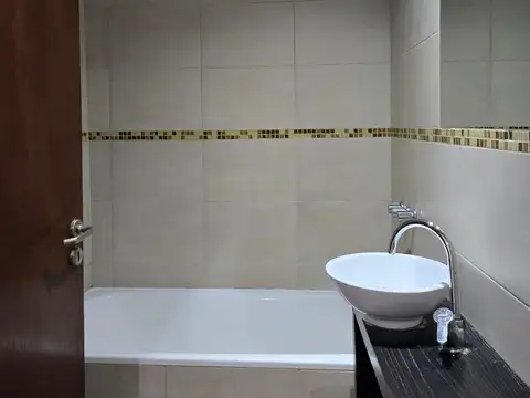 Departamento en Alquiler en Villa Pueyrredon, $ 520.000