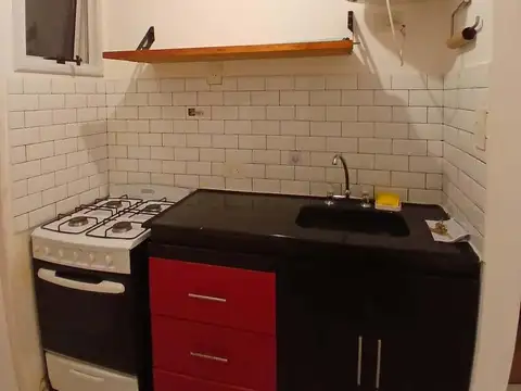 Depto Tipo Casa 2 ambientes con 1 baño