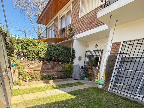Depto Tipo Casa en Venta de 3 ambientes