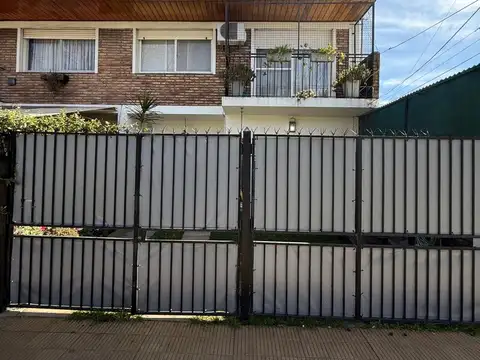 Depto Tipo Casa en Venta en Olivos Uzal / Panamericana, USD 190.000